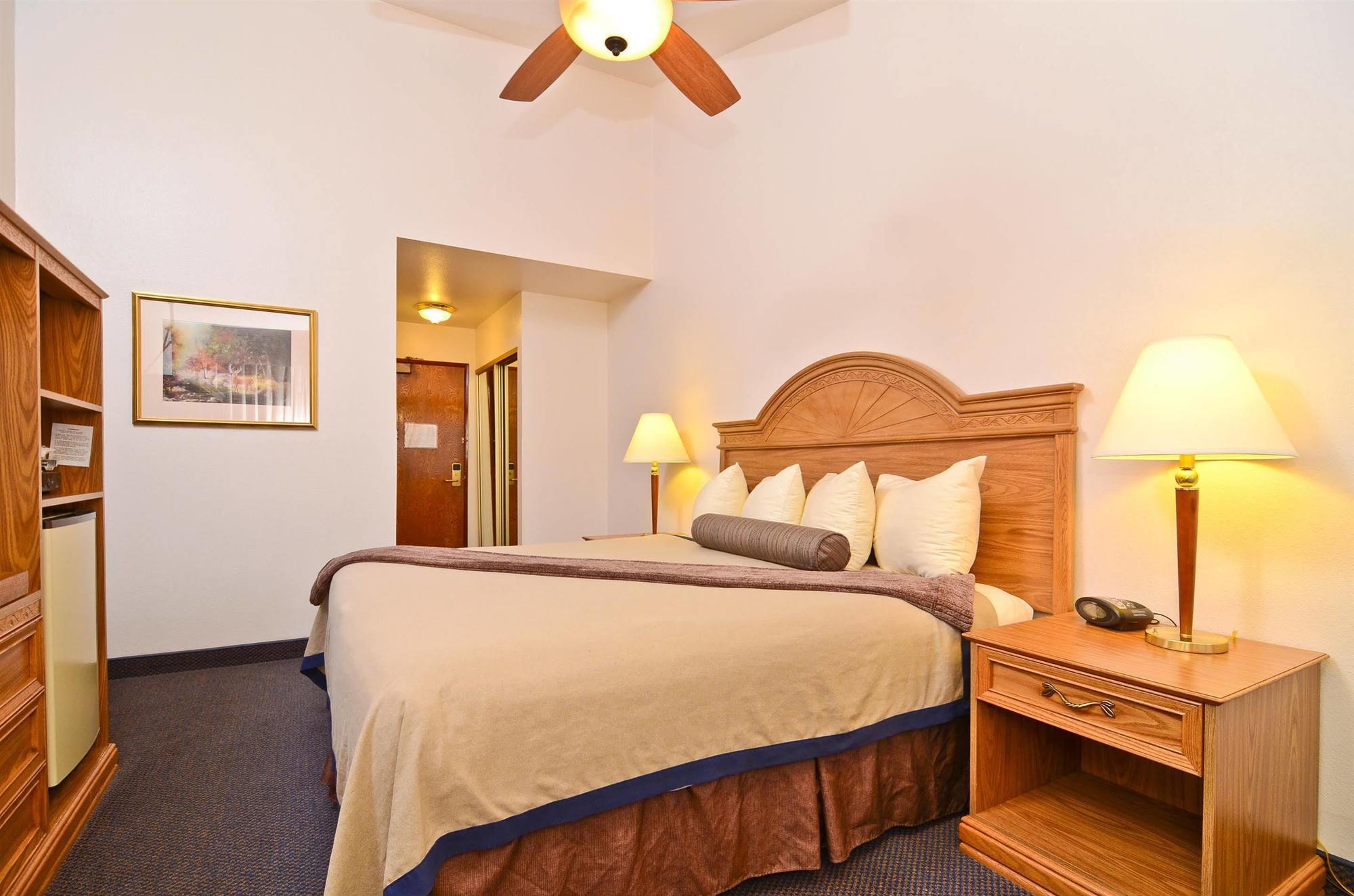 Best Western Kodiak Inn&Centro de Convenciones Habitación foto